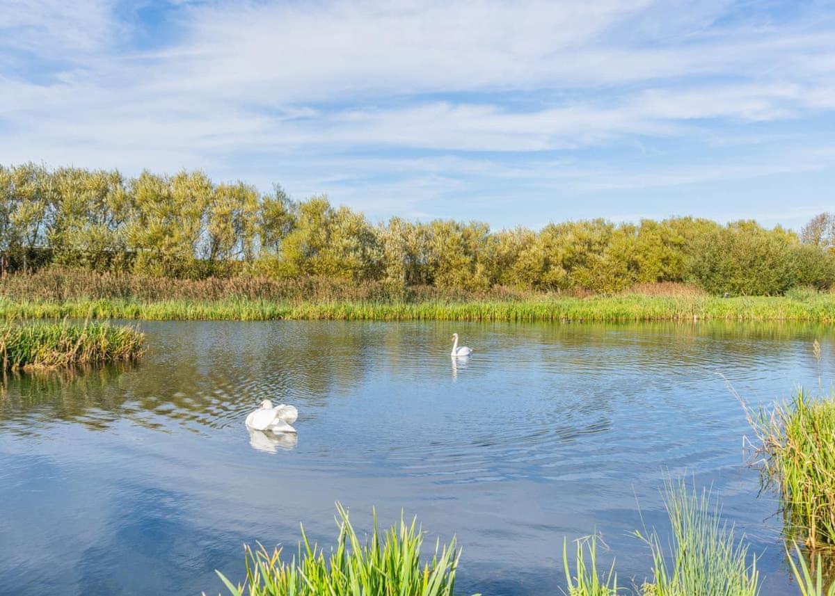 Waterside Hambleton Lakeside Lodges Poulton-le-Fylde Εξωτερικό φωτογραφία